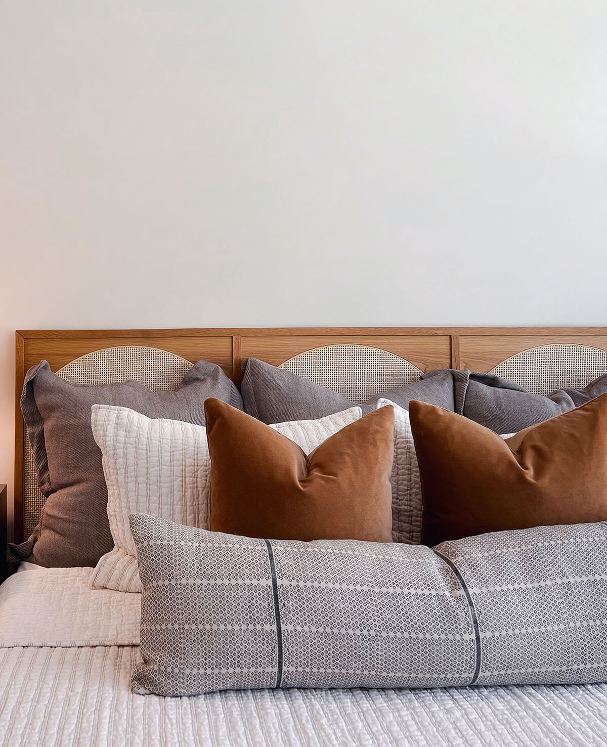 Comforter - Image 2